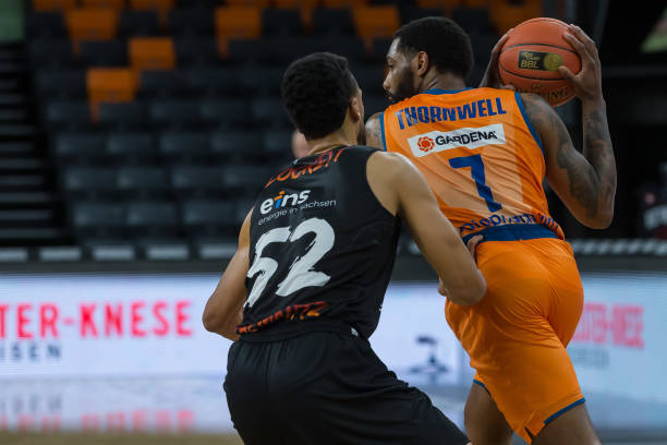 期待已久的 期待已久的