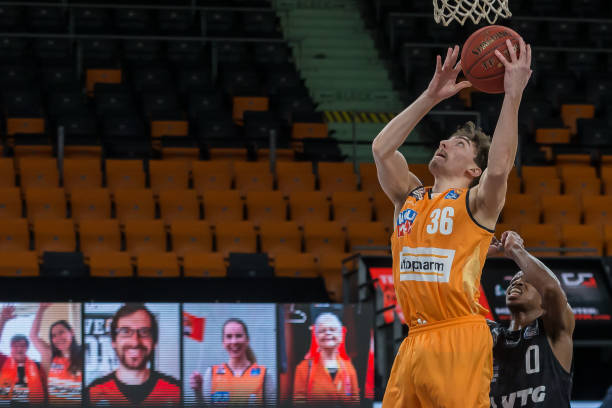 接下来的半 接下来的半