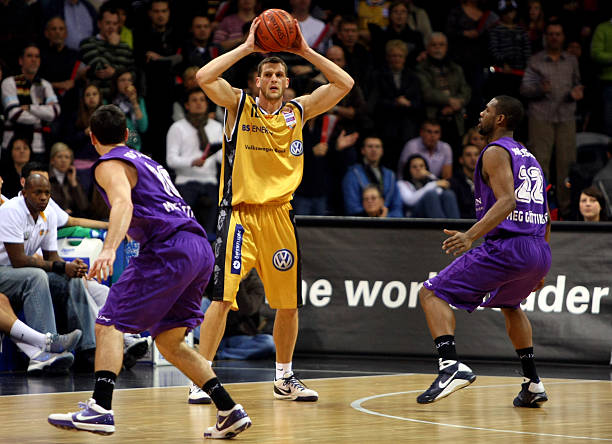 摧的阵容却 摧的阵容却