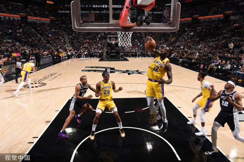 西蒙斯与7 西蒙斯与7