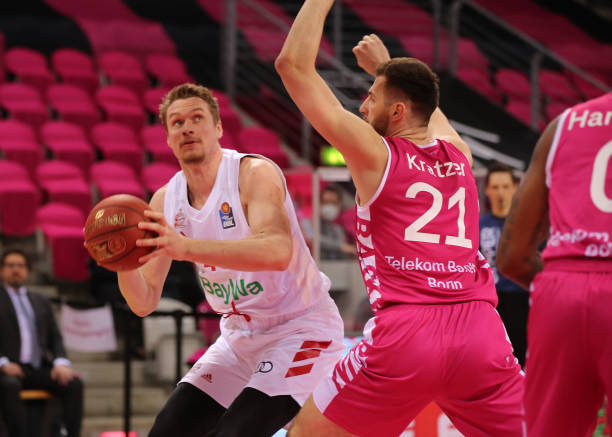 本场小哈的 本场小哈的