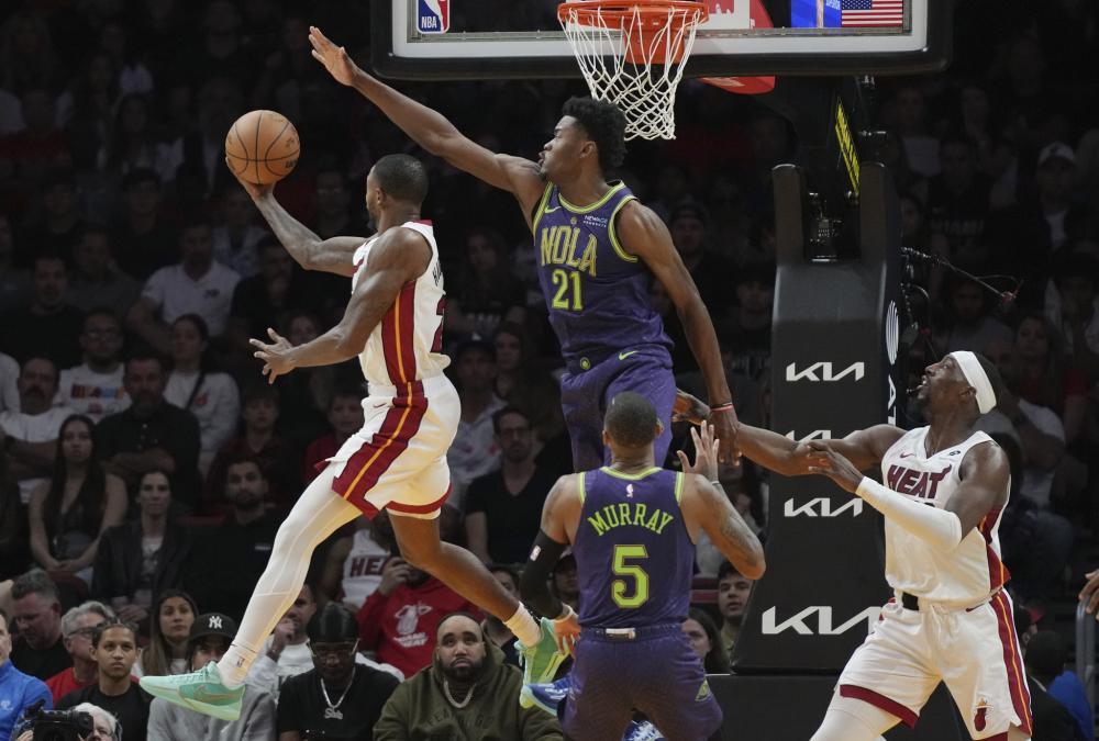 积分榜上稳 积分榜上稳